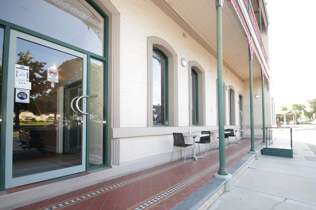 Mitchell River Tavern Bairnsdale Buitenkant foto